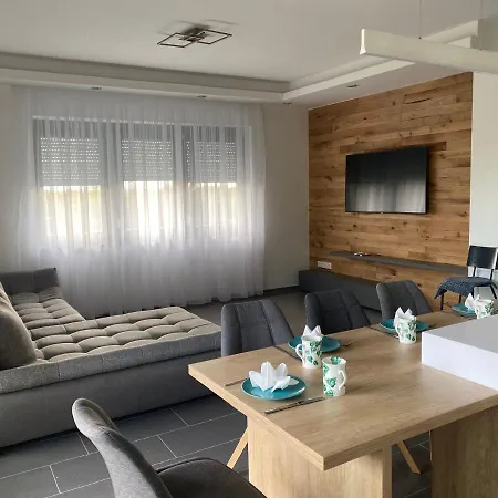 Terra Toscana 9600,sárvár Felső-sótonyi Ut 20 * Sárvár